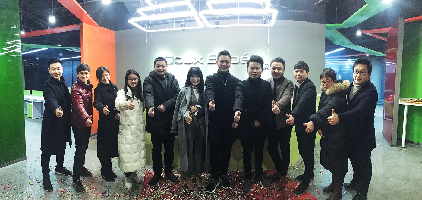 Distributor 6 team