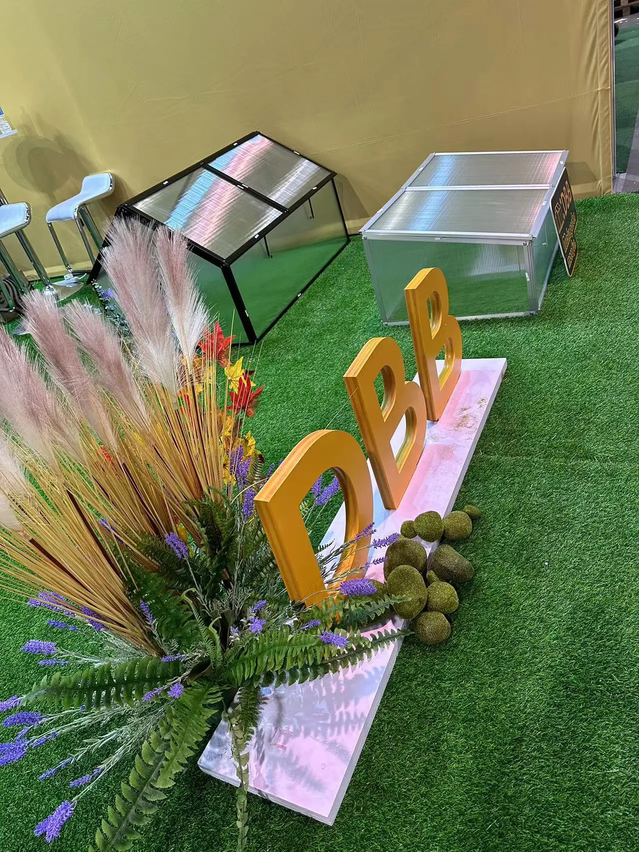 The National Hardware Show in Las Vegas officially opened 2 NATIONAL HARDWARE SHOW7