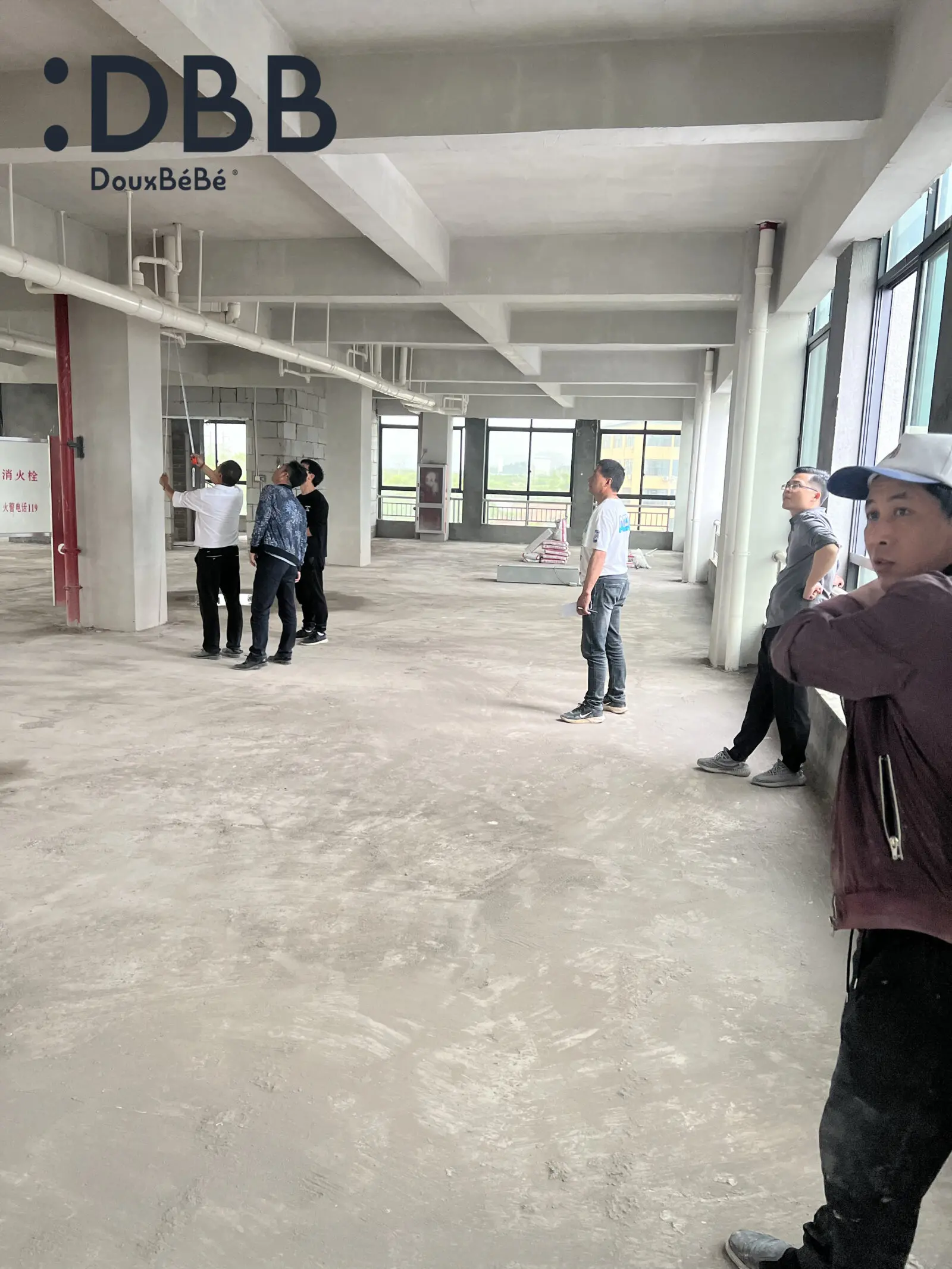The decoration design unit conducts inspection and guidance on the decoration of dibibi employee dormitory building 2 Decoration inspection1