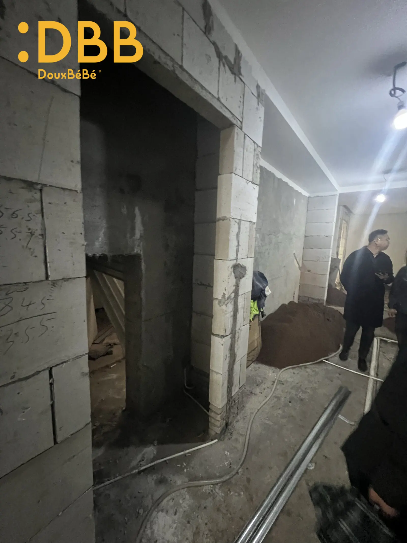 The decoration design unit conducts inspection and guidance on the decoration of dibibi employee dormitory building 1 Decoration inspection3