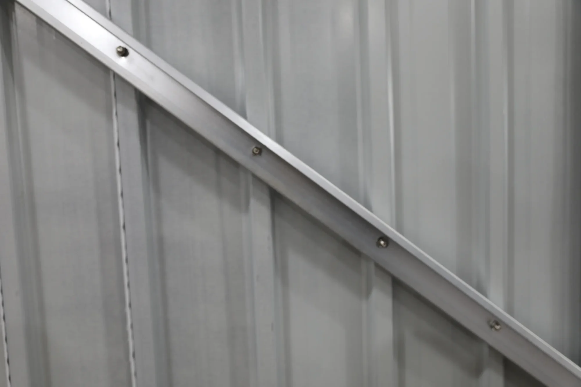 10x20-ft-single-car-metal-garage-scene-41-scaled