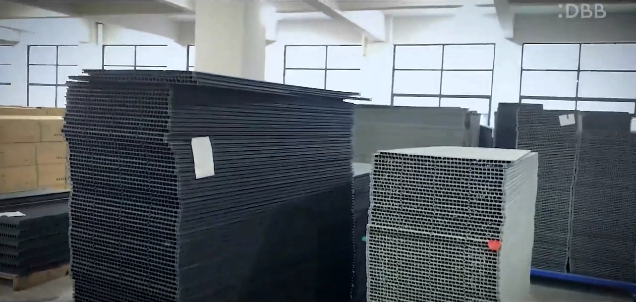 Why DBB 5 dibibi-factory-resin-panels-fabrication