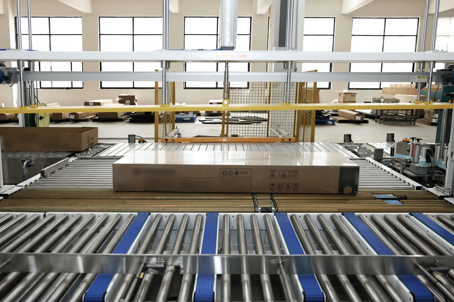 DTC Retailer: Redesigning a Multi-Carton Resin Shed 4 packaging-process